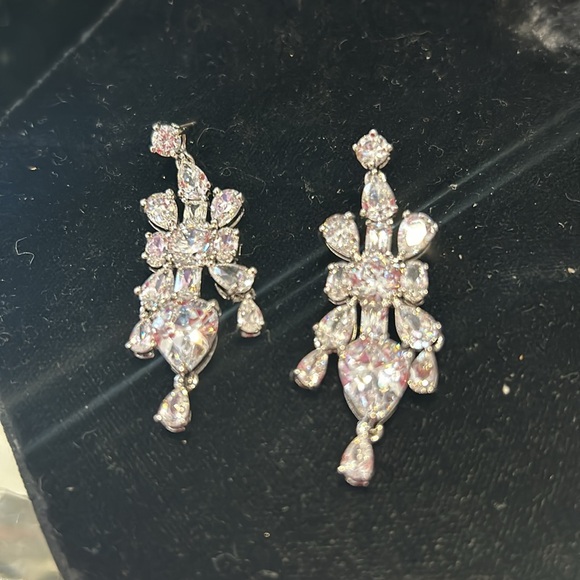 Exquisite Cubic Zirconia Wedding Earrings-Boutique - Picture 7 of 12